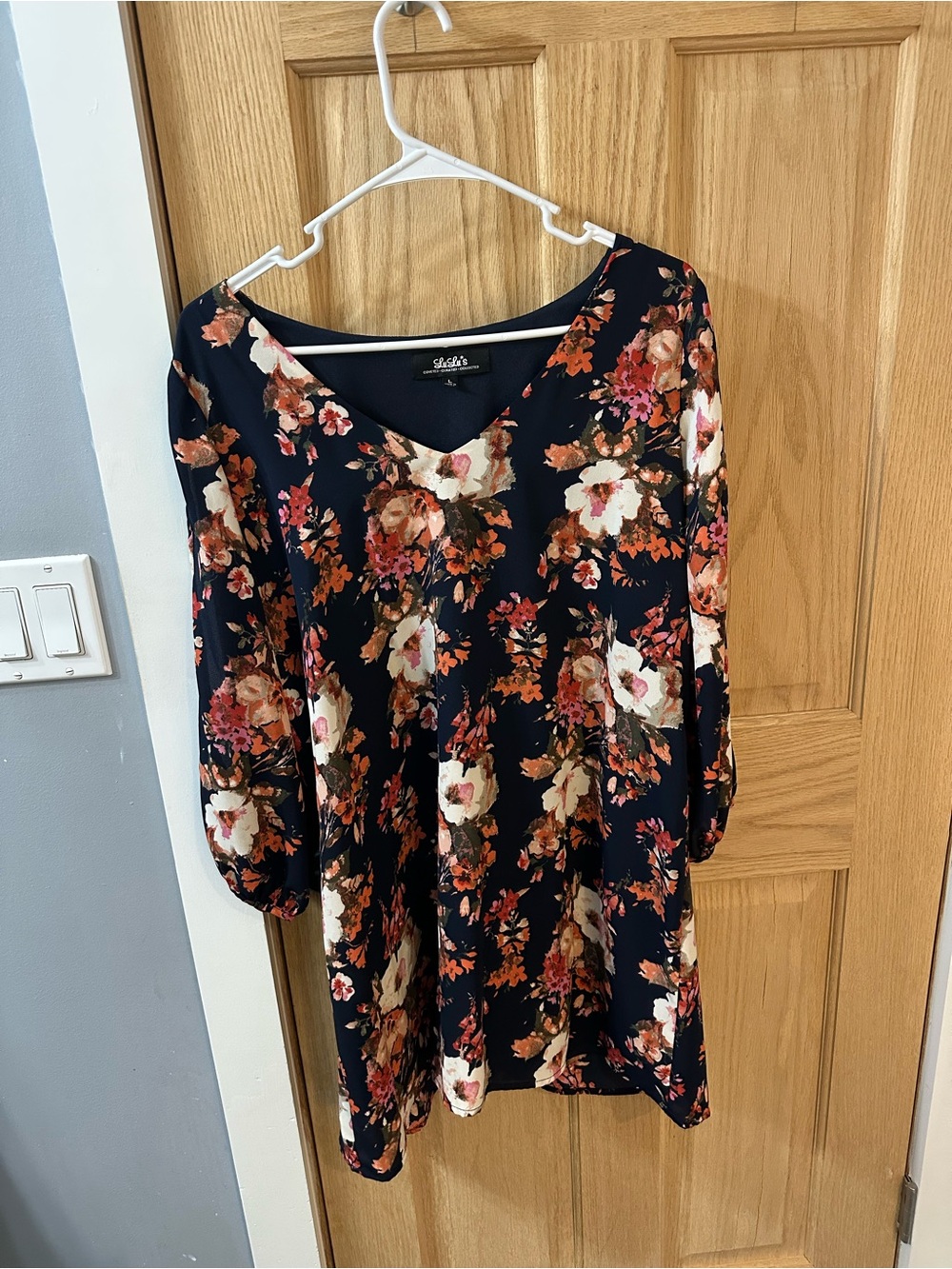 Apt. 9 Navy Floral V-Neck Tunic with Rust and Cream Blooms